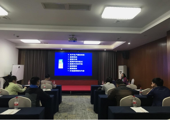 自治区水保专家到拉霸LaBa360官网环７⒄顾廖旨嗖庾ㄌ馀嘌