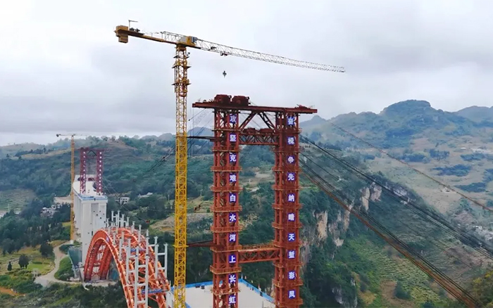双塔连山涧 | 恒峰g22塔机奋战白水河特大桥